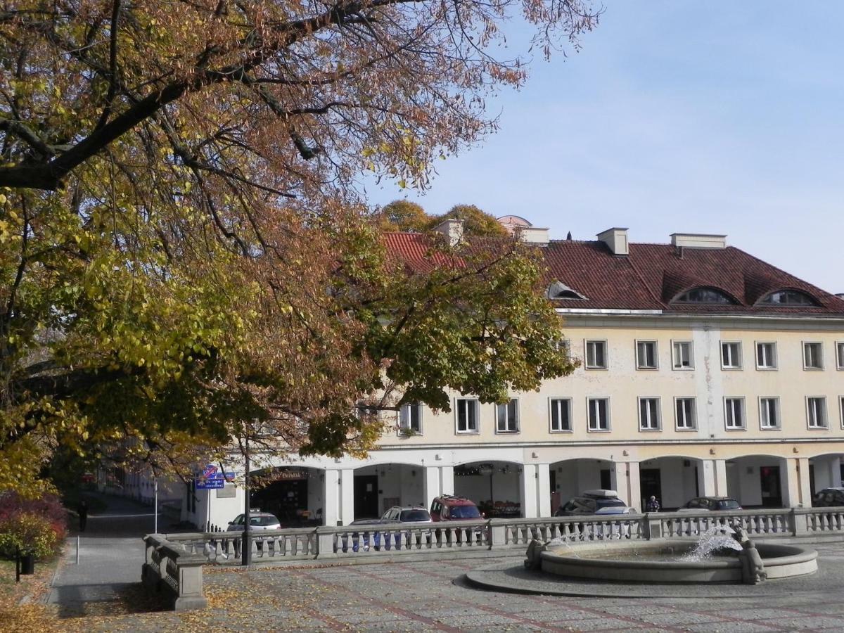 Mariensztat - View Over The Square Варшава Екстериор снимка