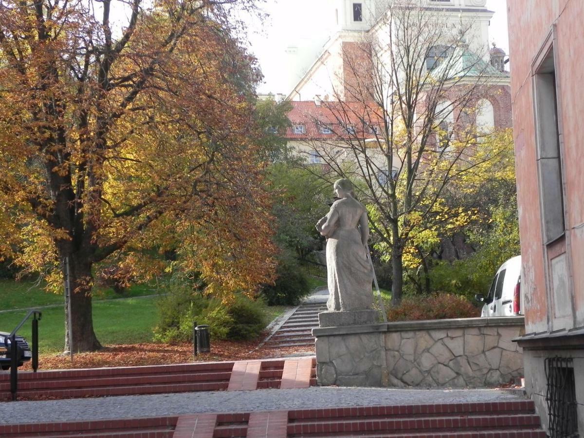 Mariensztat - View Over The Square Варшава Екстериор снимка