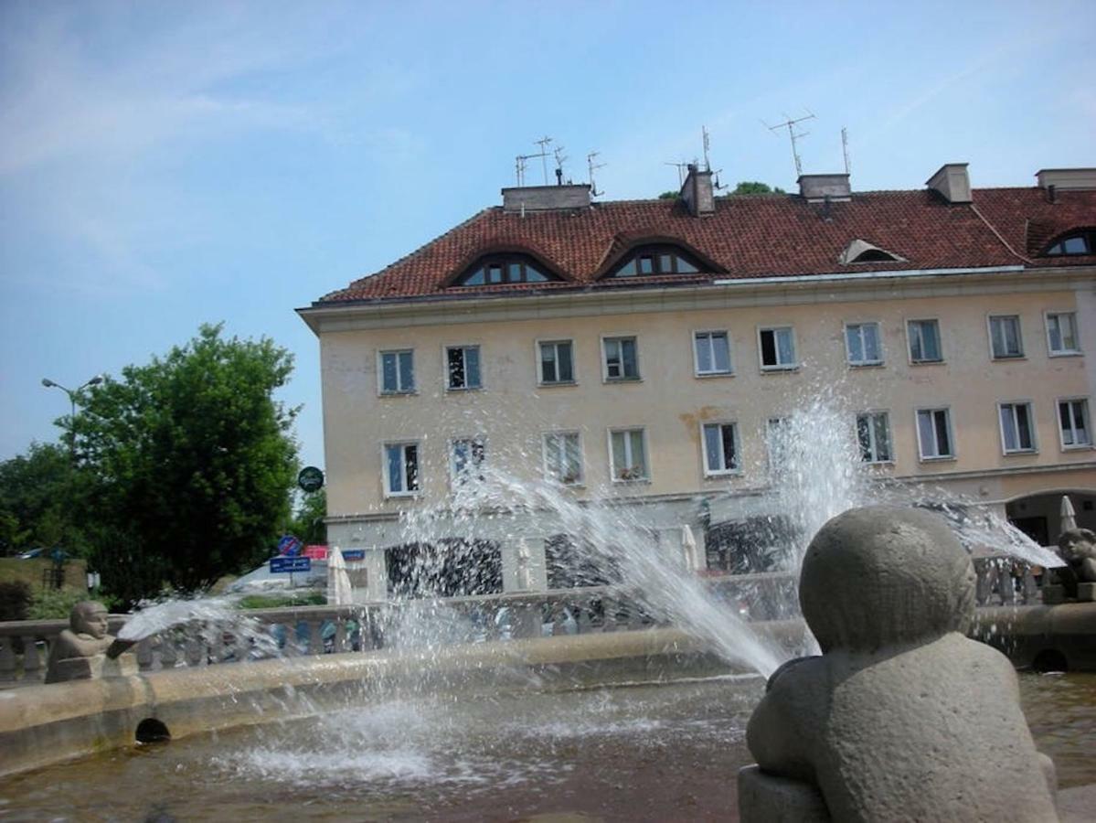 Mariensztat - View Over The Square Варшава Екстериор снимка